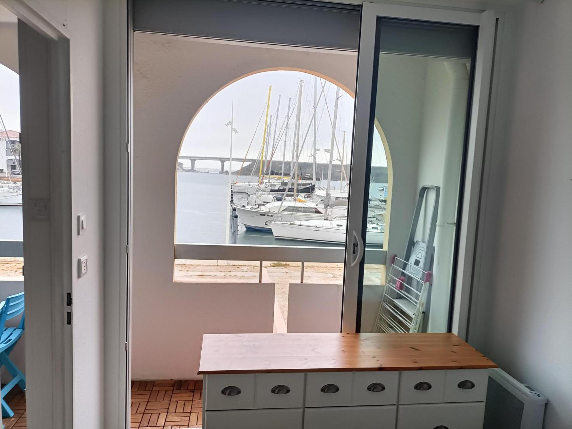 T2 Cabine Avec Tres Belle Vue Sur Le Port De Plaisance Leucate Bagian luar foto